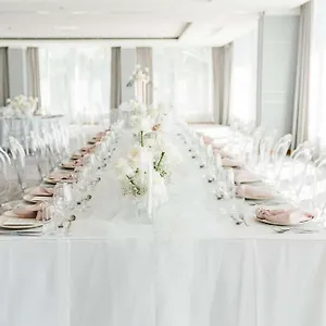Doubletree By Hilton Waterfront Hotel